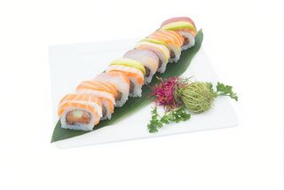 064B- Uramaki Rainbow (8 pezzi)