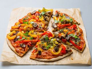 Peperoni alla griglia e porchetta