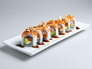 Uramaki Amberjack Avocado Roll - 8 pezzi