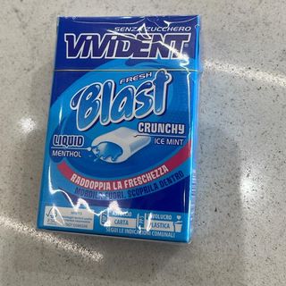 Gomme Vivident Blast