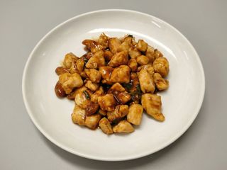 Pollo alle mandorle