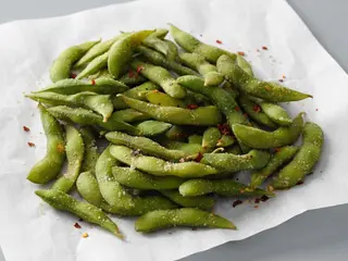 SPICY EDAMAME