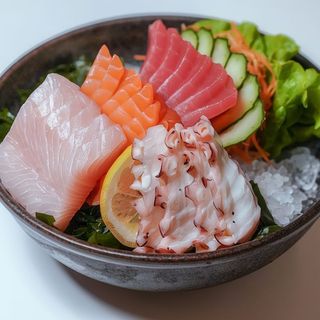 Mixed sashimi