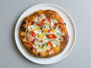 2. Peperoni e mozzarella - un pezzo