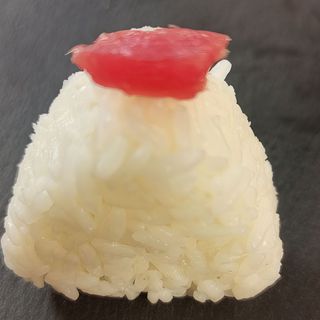 O4. onigiri tonno 1pz 