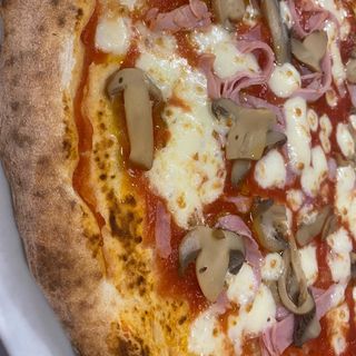 Prosciutto cotto e funghi