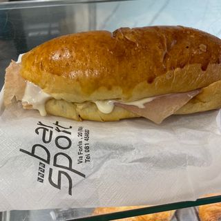 Briosce salata