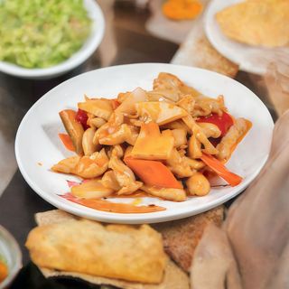 33. Pollo piccante thailandese