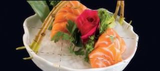 L1. Sashimi salmone