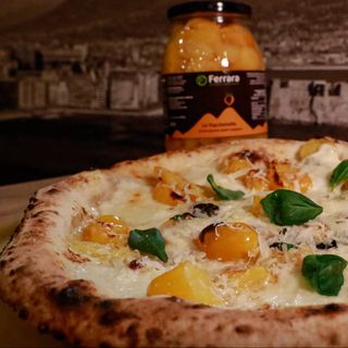 Pacchetelle d'oro del Piennolo del Vesuvio