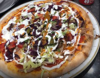 Pizza kebap completa