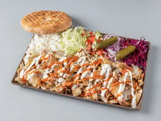 Piatto kebap con patatine