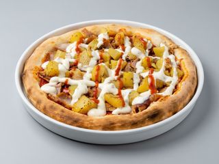Pizza kebap con patate al forno
