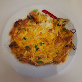 Omelette con cipolline fresche