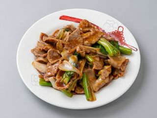 Manzo con cipoline fresche