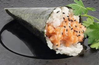 45 Temaki spicy sake - 1 pezzo