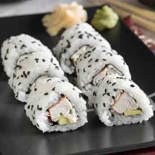 Crispy salmon roll