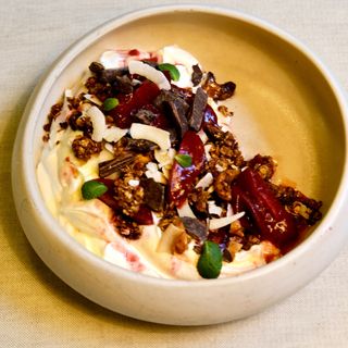 GREEK YOGURT BOWL