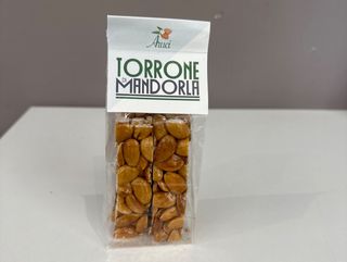 Torrone di mandorla