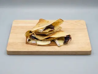 Crepe con radicchio rosso e brie
