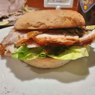 Schiacciata porchetta classica