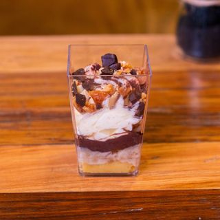 Mascarpone con cookies al cacao