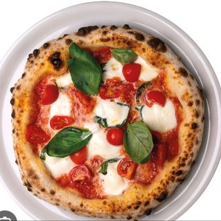 Pizza regina