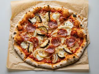 Pizza rossa cipollotta
