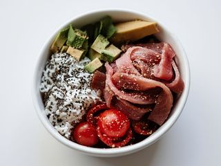 Mama cocha poké bowl