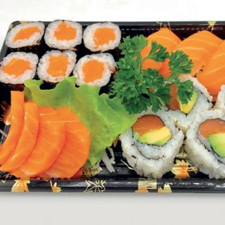 536.salmone sashimi box(17pz) 刺身三文鱼盒子