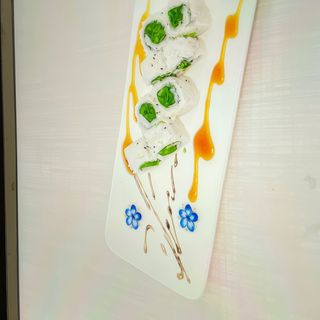 187 Uramaki rucola