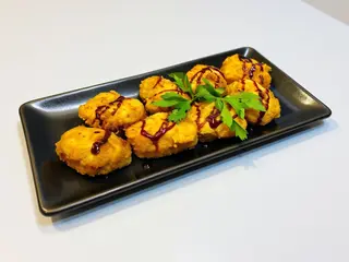 105 Uramaki fritto