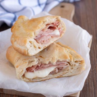 Calzone prosciutto