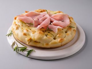 Focaccia con prosciutto cotto
