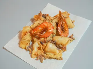 Calamari e gamberi - 1 porzione 200 g