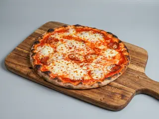 Pizza salame piccante