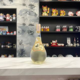 Kamotsuru Tokusei Gold Daiginjo 720ml