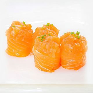 661 Gunkan salmon special - 4 pezzi