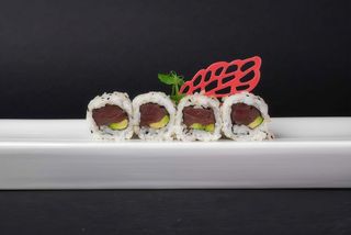 152. Uramaki maguro - 8 pezzi