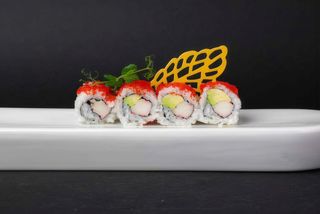 156. Uramaki tobiko - 8 pezzi
