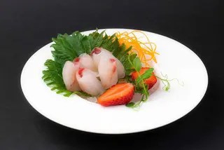 93. Sashimi suzuki
