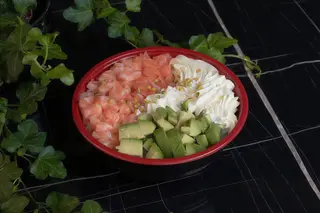 Poke 1 salmone