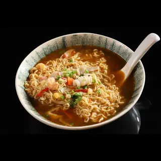 227 Ramen in brodo con frut di mare miste
