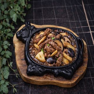 611. Manzo funghi bambù alla piastra