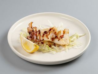 309 Calamari alla piastra - 1 pezzo