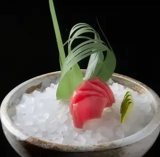 142 Sashimi tonno - 8 pezzi