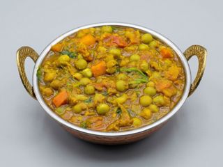 GREEN PEAS CURRY