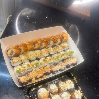 menu2 uramaki misti 16pz