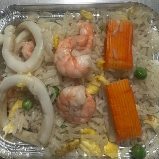 Riso con gamberi e piselli（虾饭）