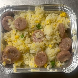 Riso  con manzo e piselli  （牛肉饭）